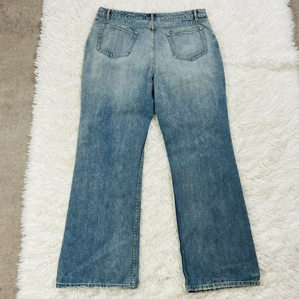 Sexy Plus Size J. Jill Stonewash Soft Distressed Bootcut Jeans Size 16 - Picture 2 of 7